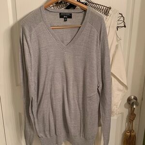Banana Republic v-neck pullover sweater